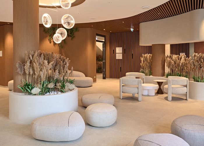 Hotel Marina Port: Un’armonia perfetta tra natura e design