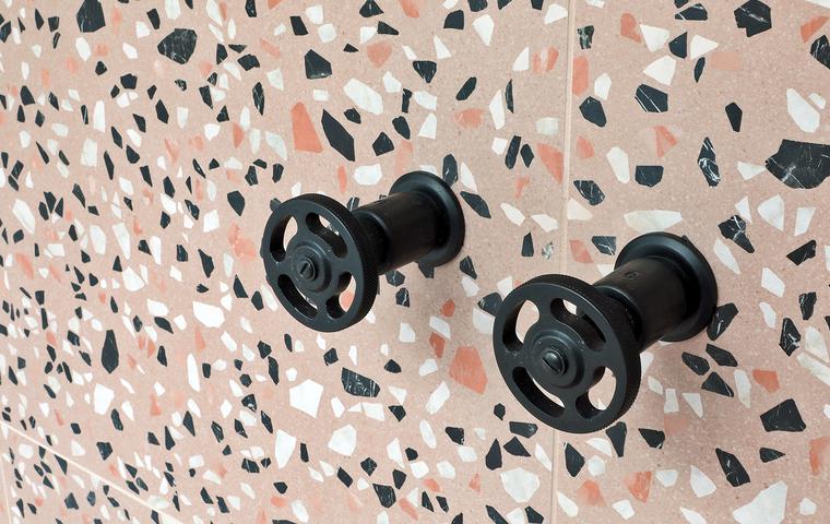 Vibrazioni trendy per un bagno privato