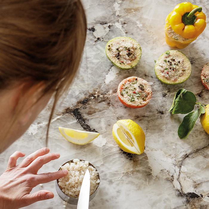 Piano a induzione invisibile: l'ultimo trend per il top cucina 355 Piano a induzione invisibile: l'ultimo trend per il top cucina 355
