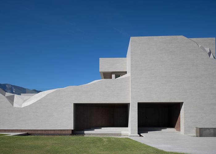 Restyling Club Herradura 