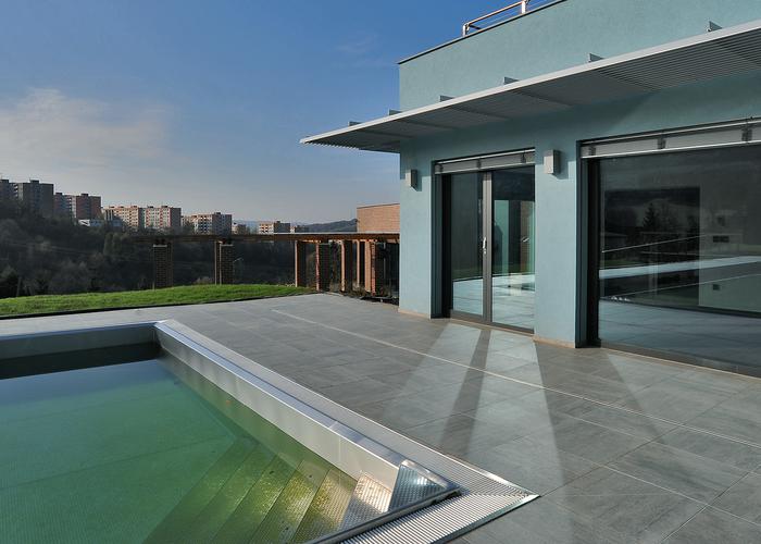 Restyling piscina residenziale Zlin 
